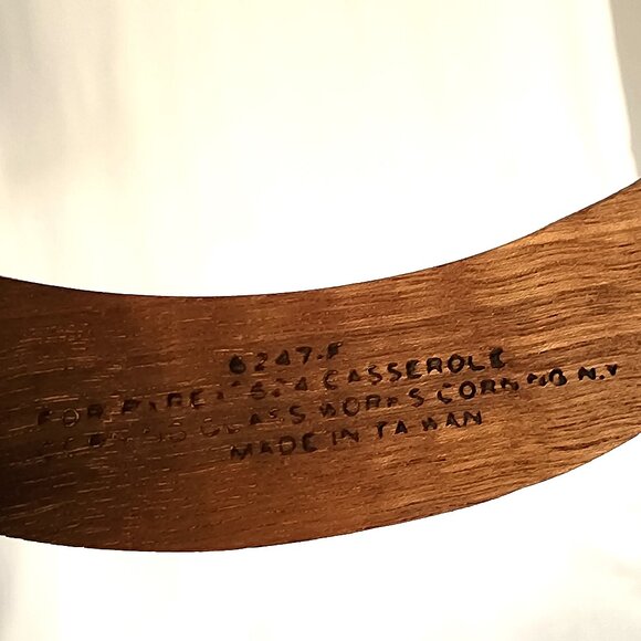 Wood base for Pyrex 2 Quart 024 casserole dish - Picture 5 of 9